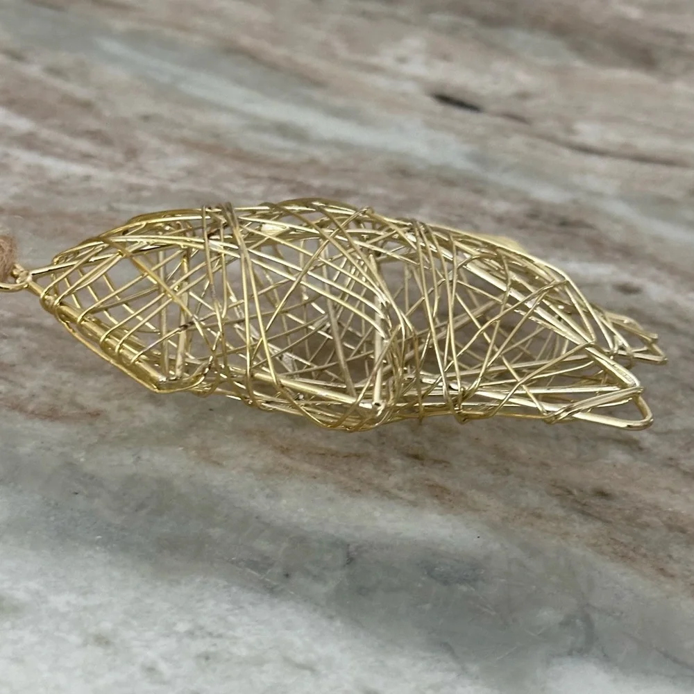 Christmas Tree Ornament - Gold Metal Wire - Holiday Decor